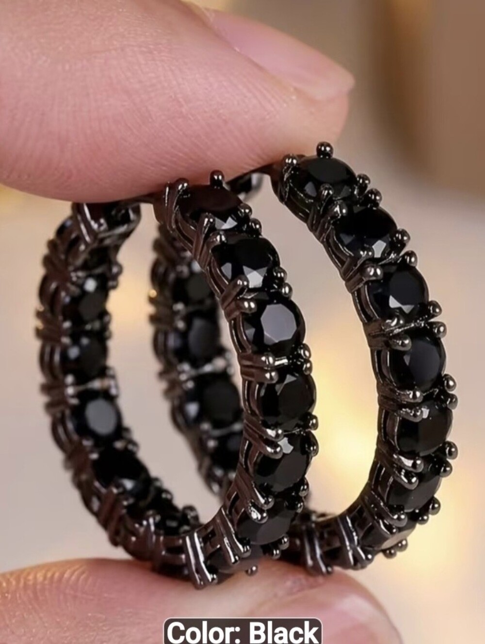 🖤🖤NEW🖤🖤 GORGEOUS!! BLACK CZ In And Out Med. Size Hoop Earrings